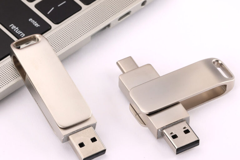 Custom Metal USB Flash Drive – Rotating Design, High-Speed 3.0, 32GB, 64GB, 128GB with Type-C (2) Custom Metal USB Flash Drive